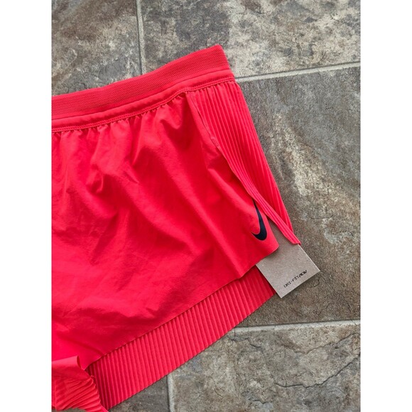 Nike AeroSwift Dri-Fit Adv Mid-Rise 3" Running Shorts
Light Crimson Black XXL - Picture 6 of 12